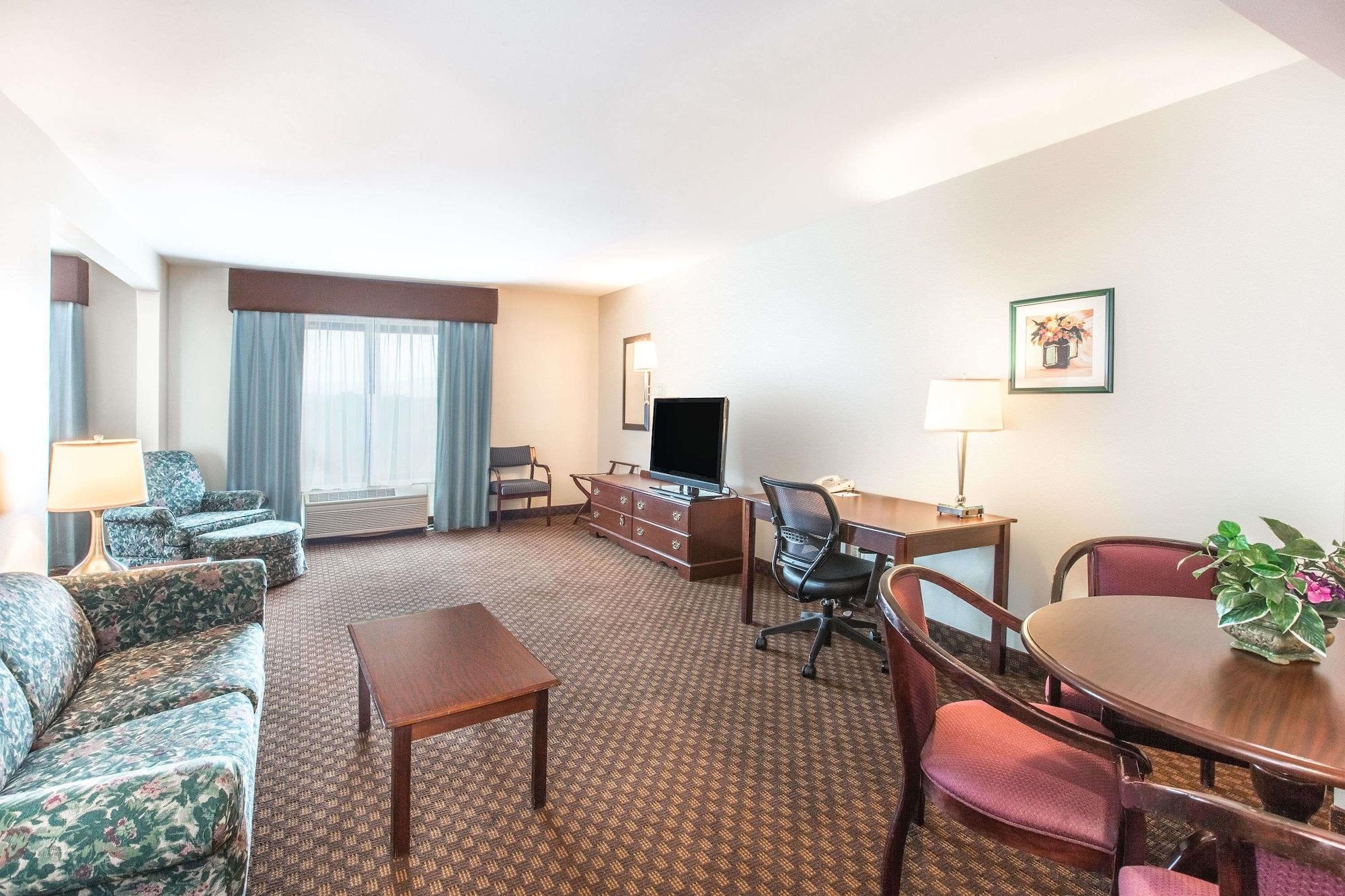 Wingate By Wyndham Hotel Lexington Exterior foto